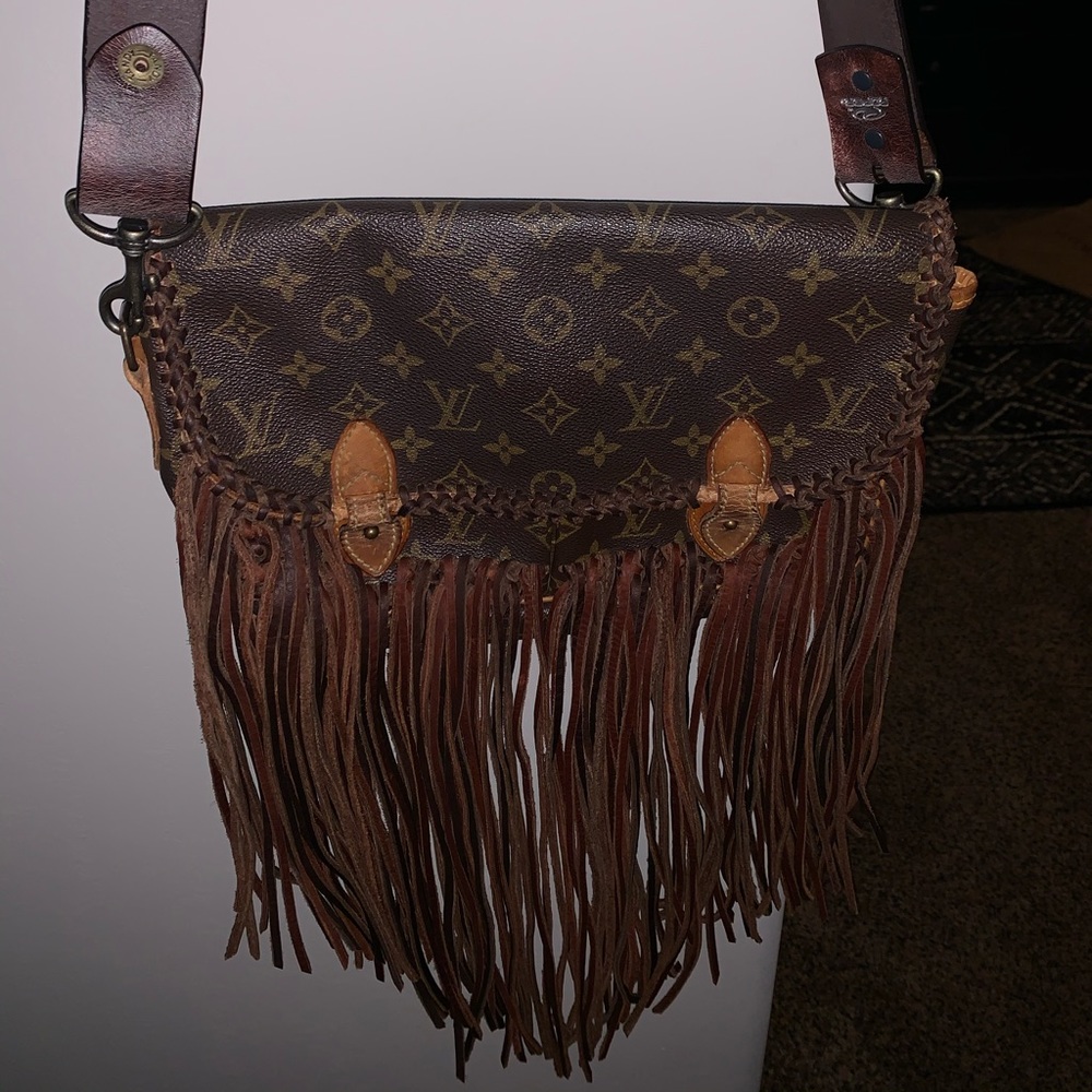 -Part 2-Louis Vuitton (belt strap pictures here!!)